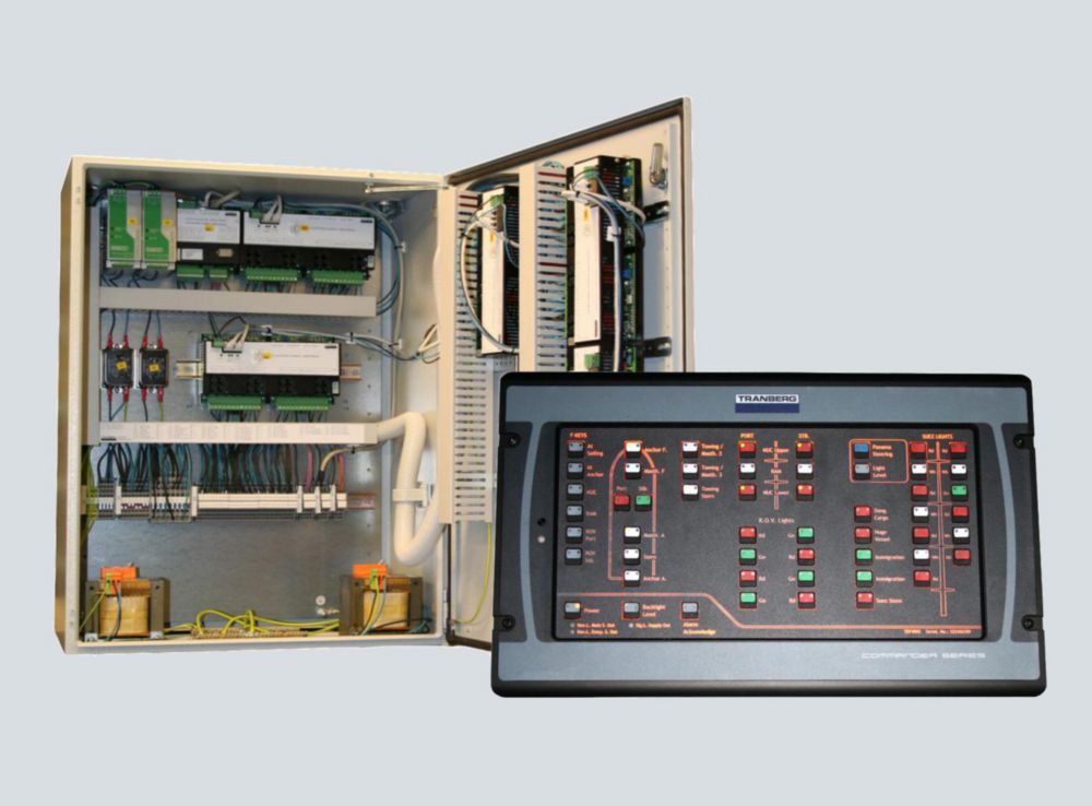 Marine navigation lights systems